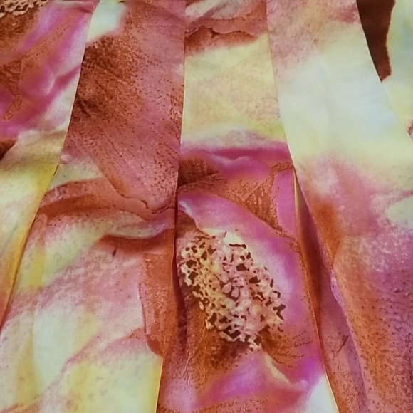 Women's skirt - Picture 2 of 4